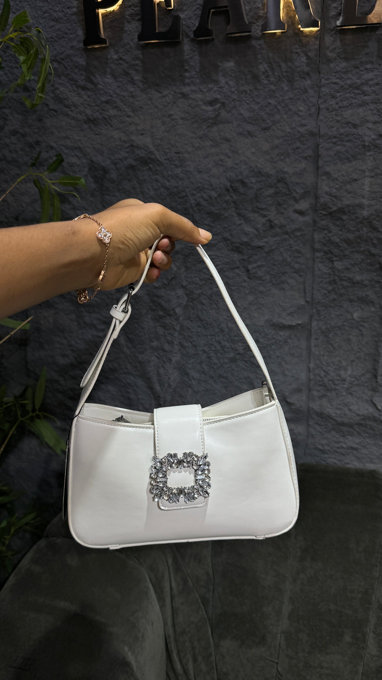 Rynstone front bag B044