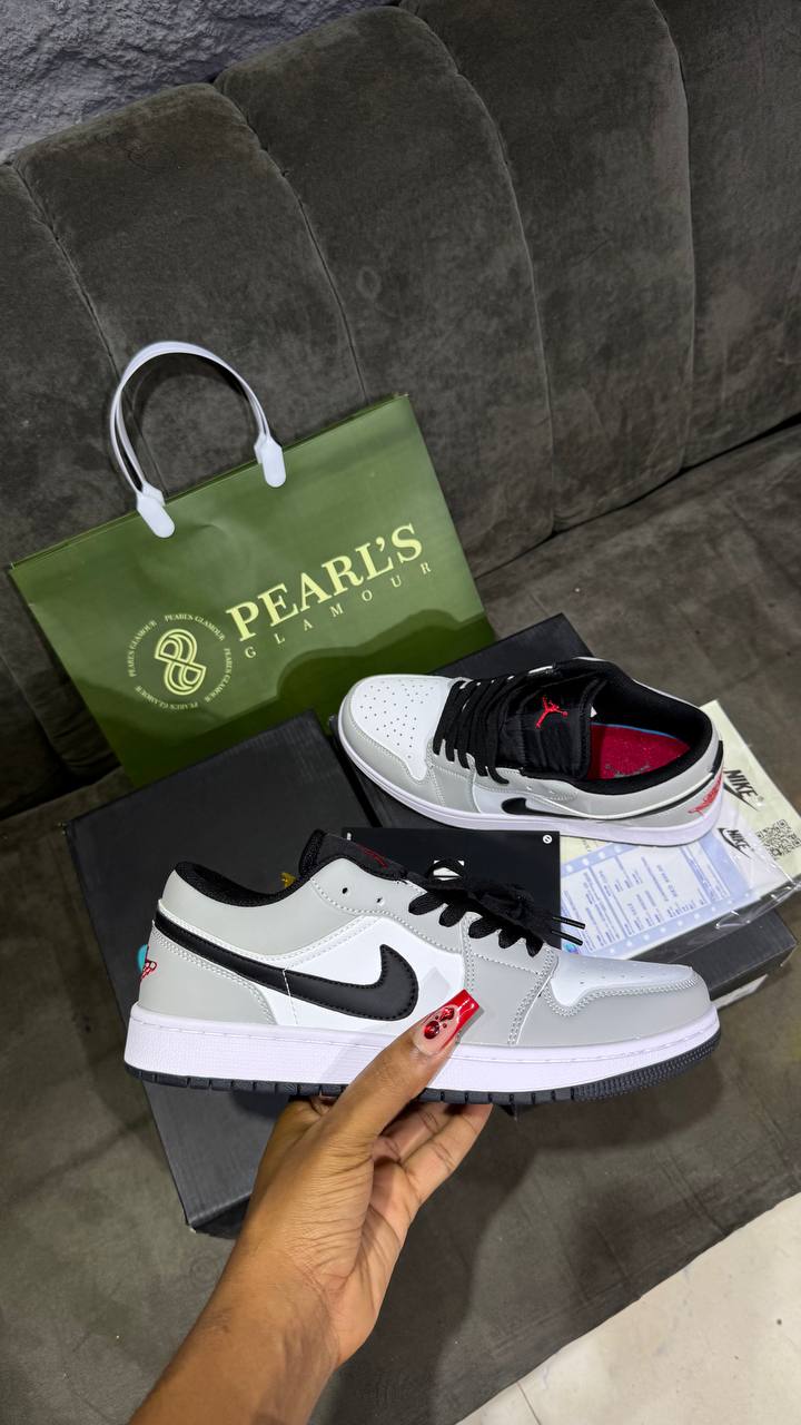 Davido sneakers SN016