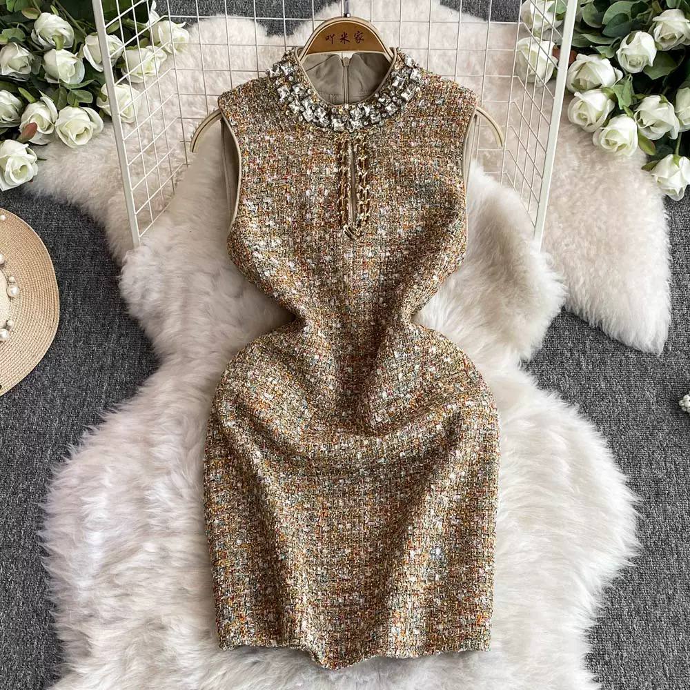 Exported tweed dress D0843