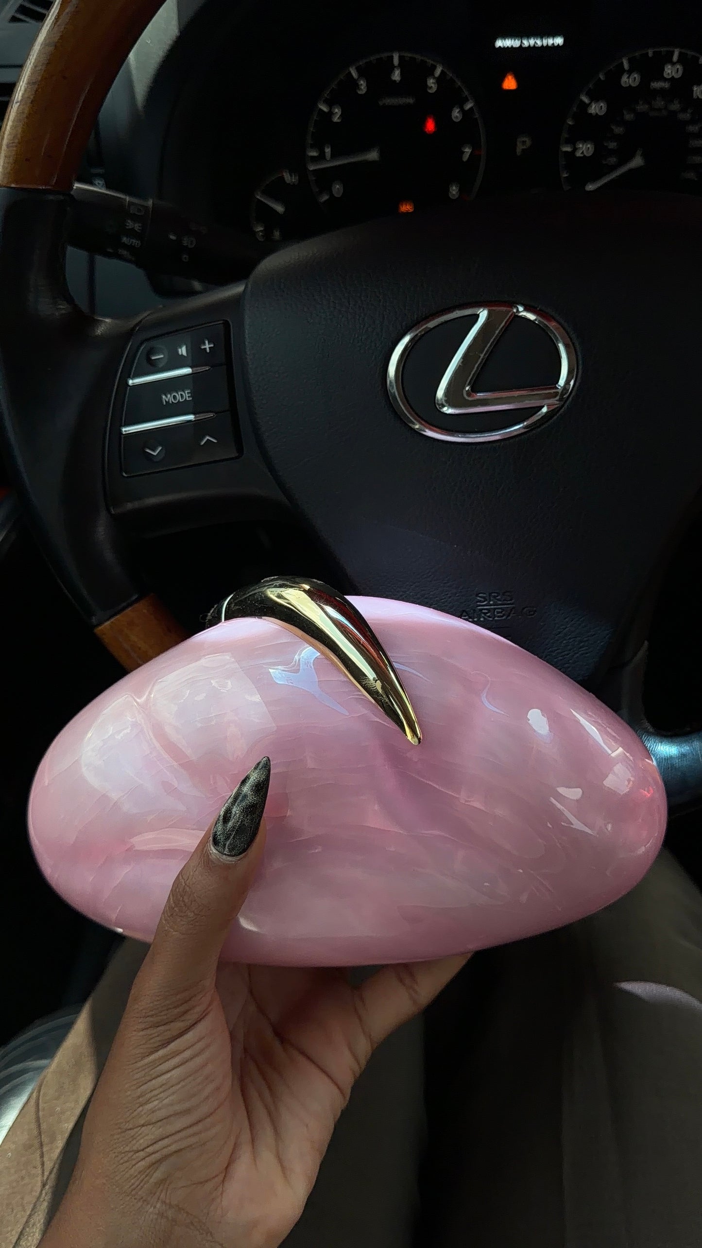 Resin clutch B404