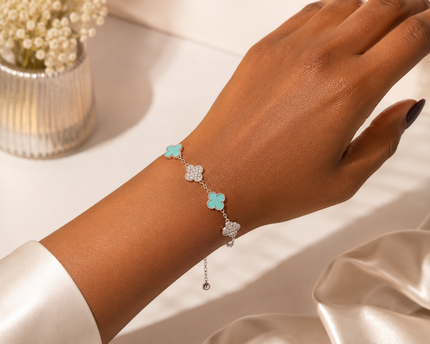 Aura blue bracelet jw0221