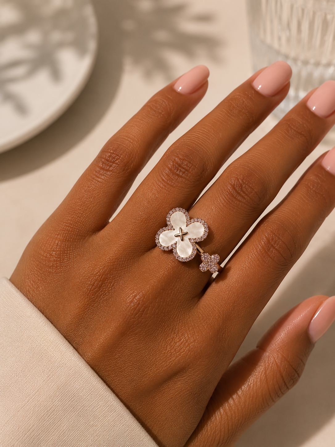 Silver flower ring R002