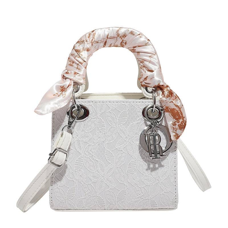 Dior bag B372
