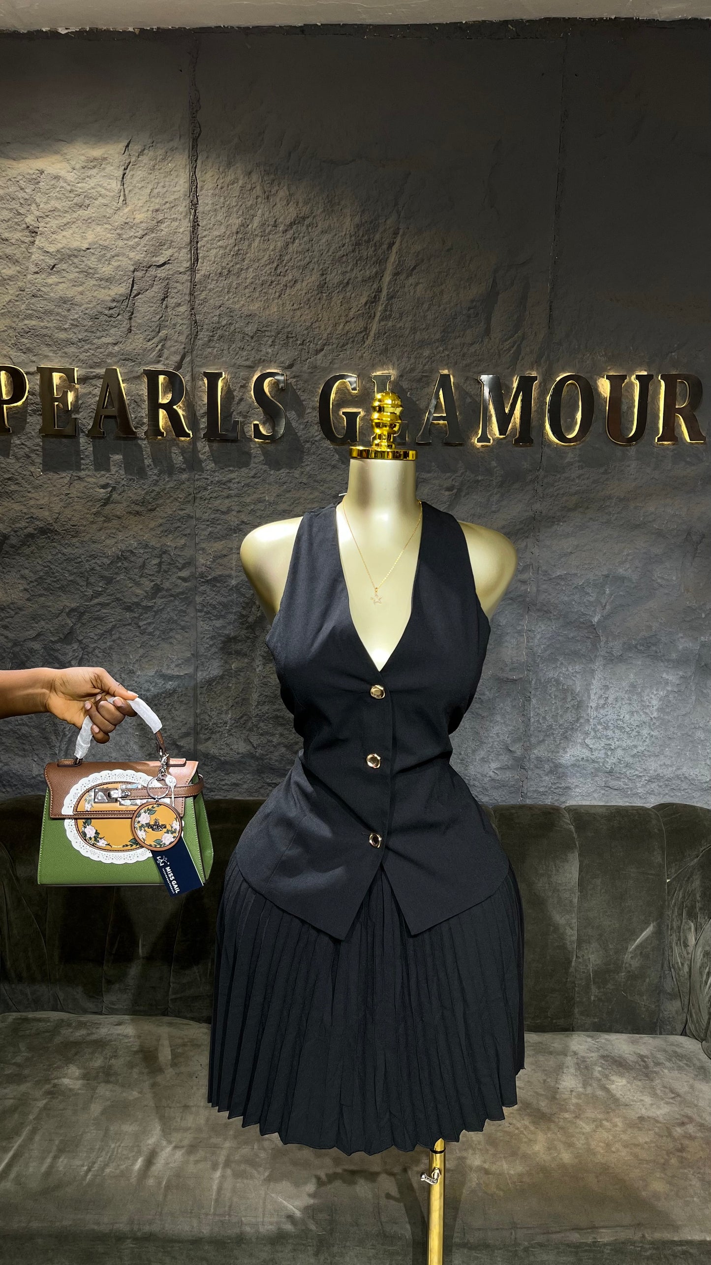 Elaris dress D0536