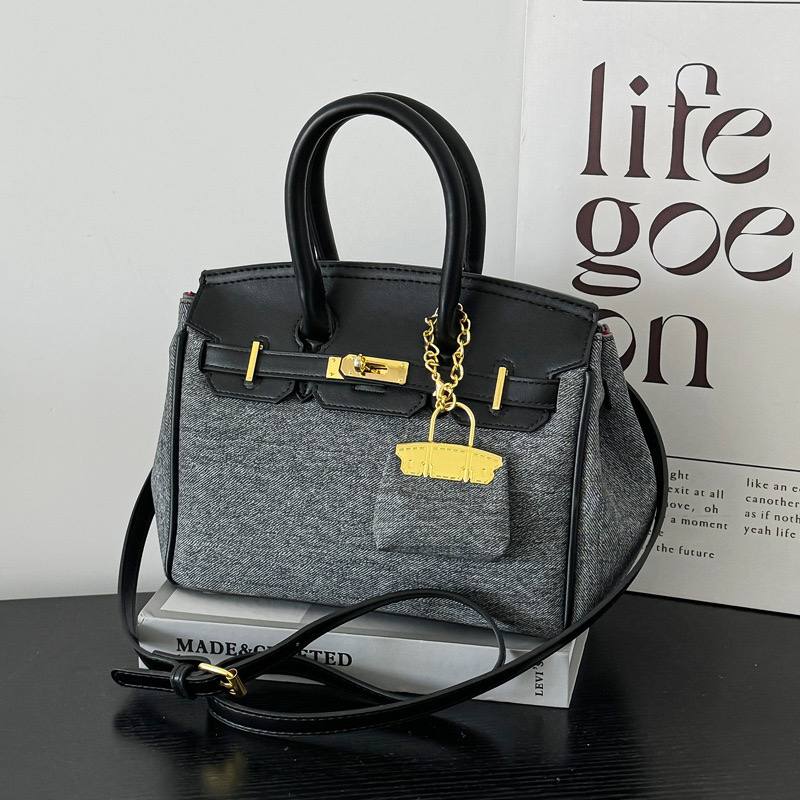 Abram’s bag B259