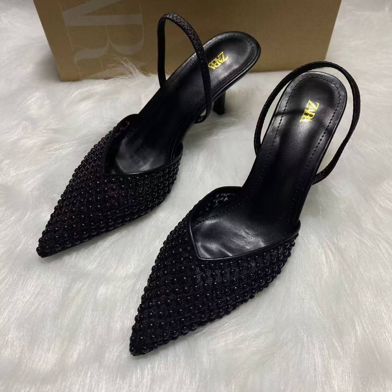 Estella Heels H0449