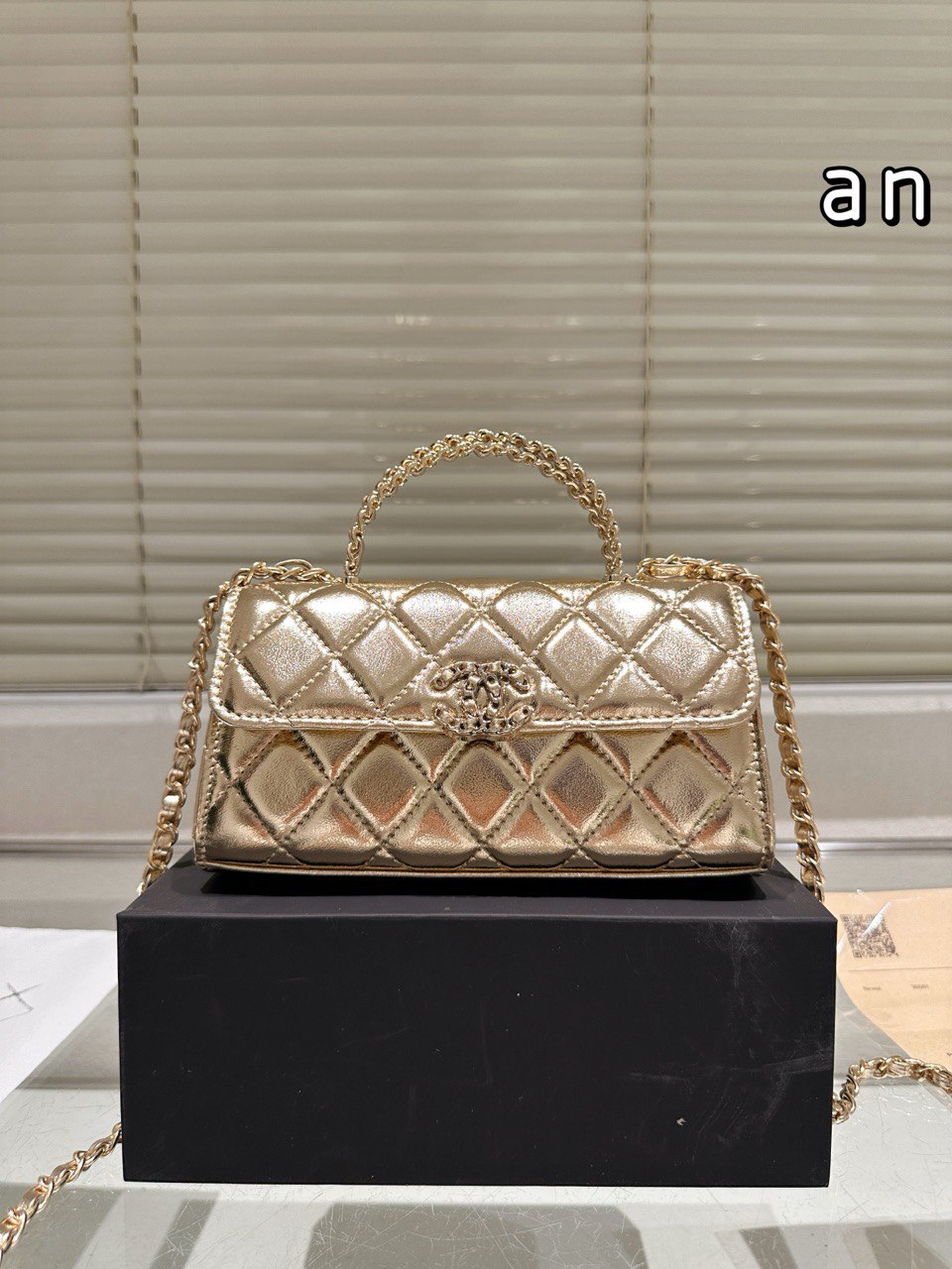 Luxe channel bag B277