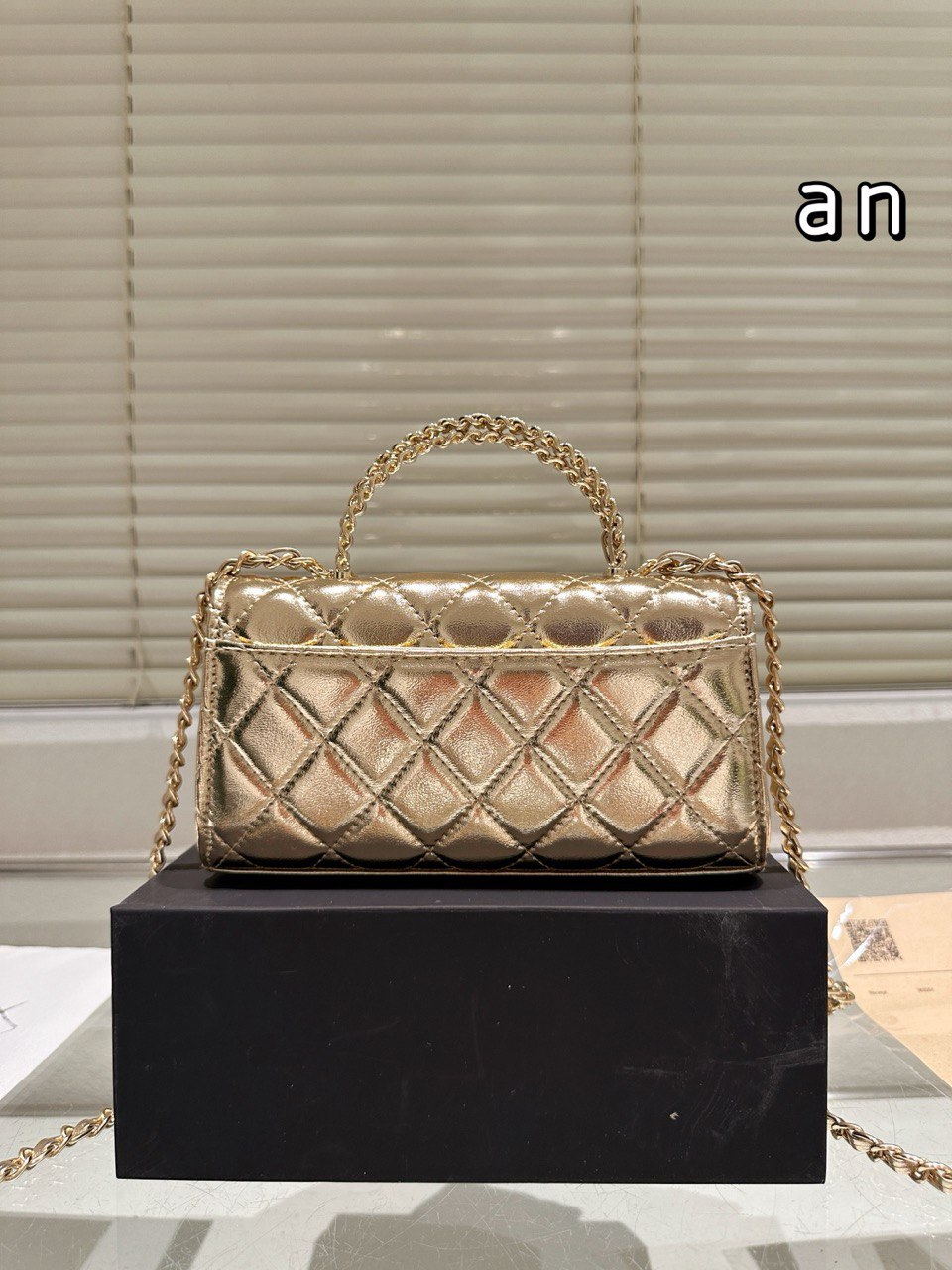 Luxe channel bag B277