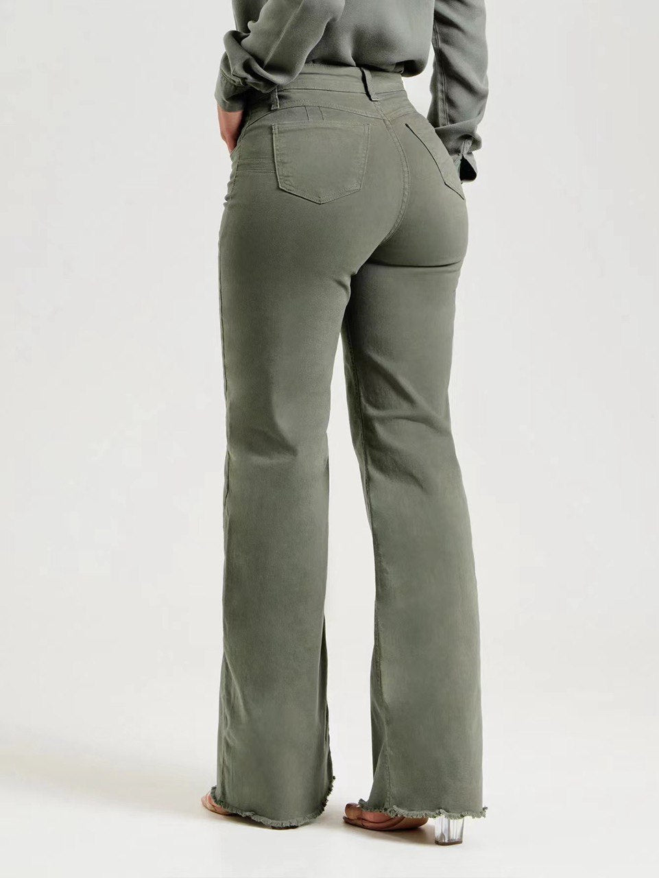 Jean J0154