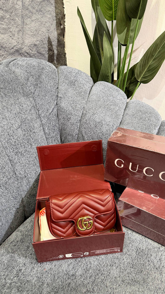 Gucci Luxe B351