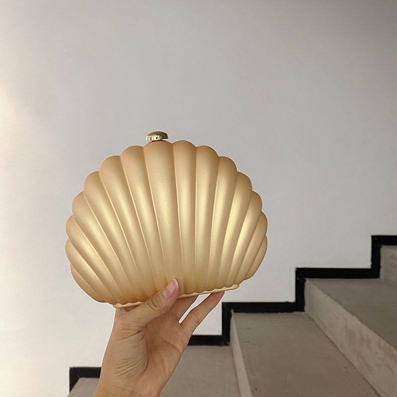 Coral Shell bag B353