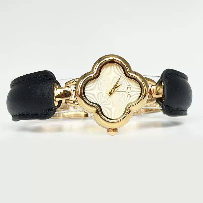 Curve Wristwatch Jw0130
