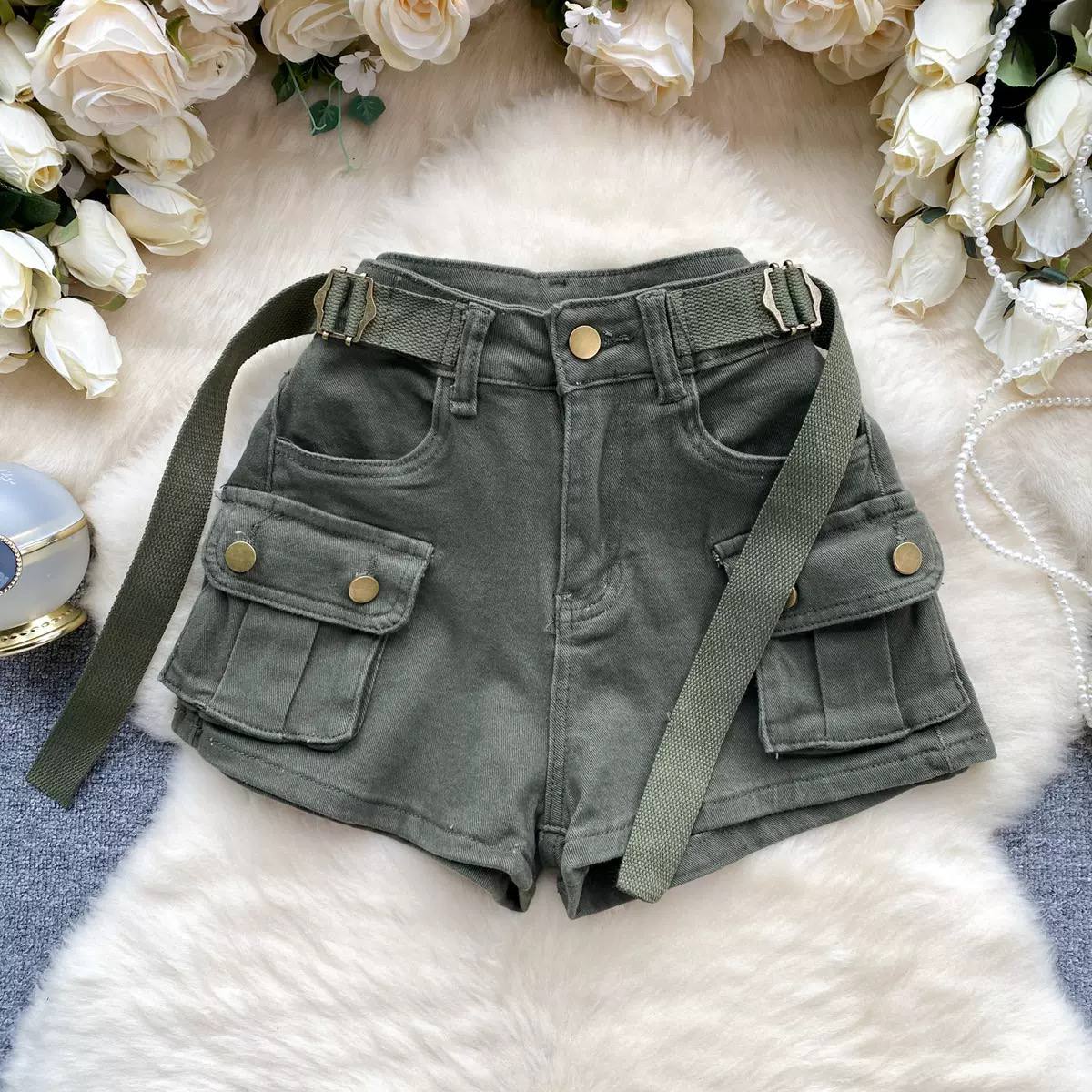 Chic bum short J0207
