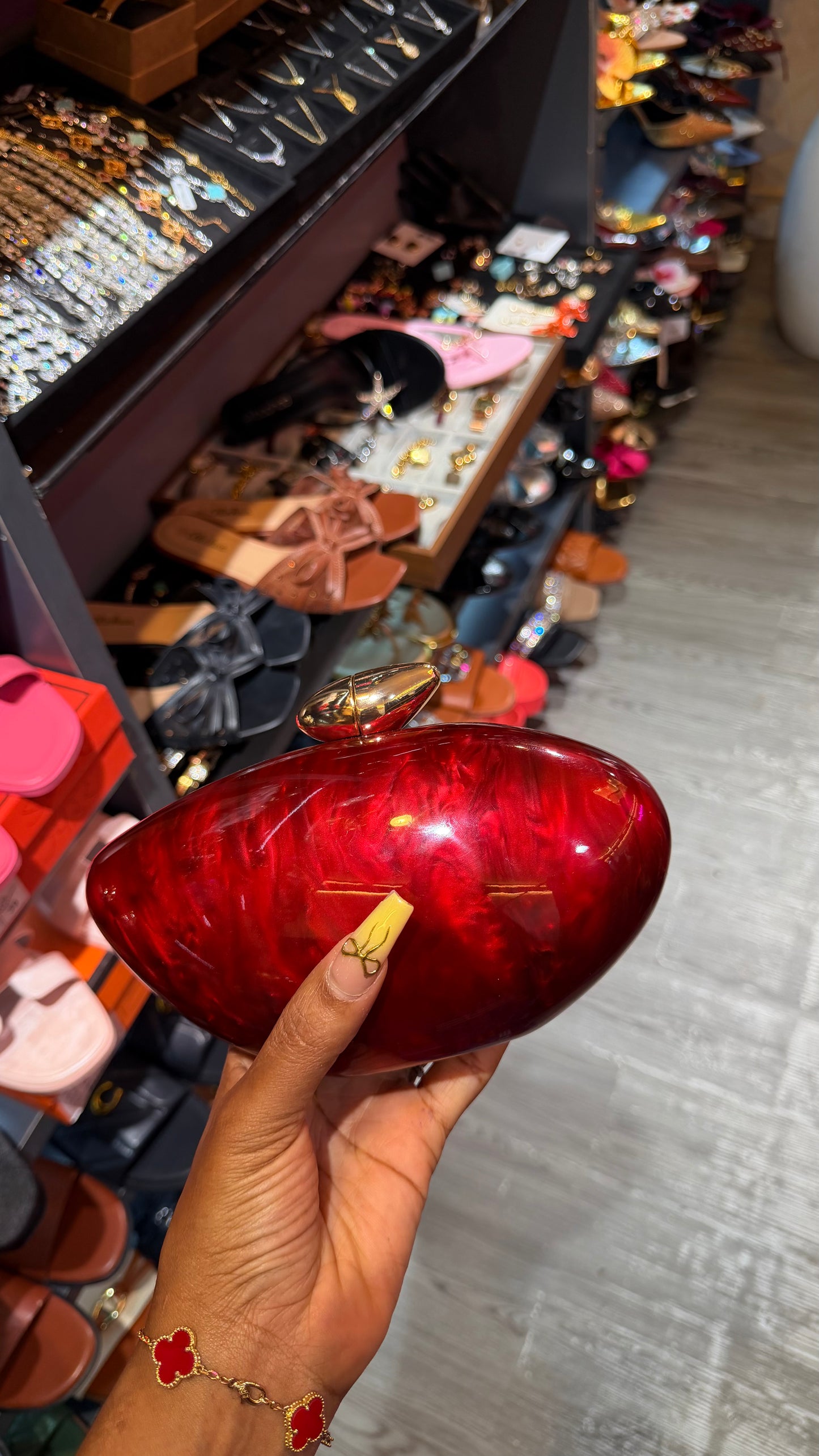 Marbel red purse B400