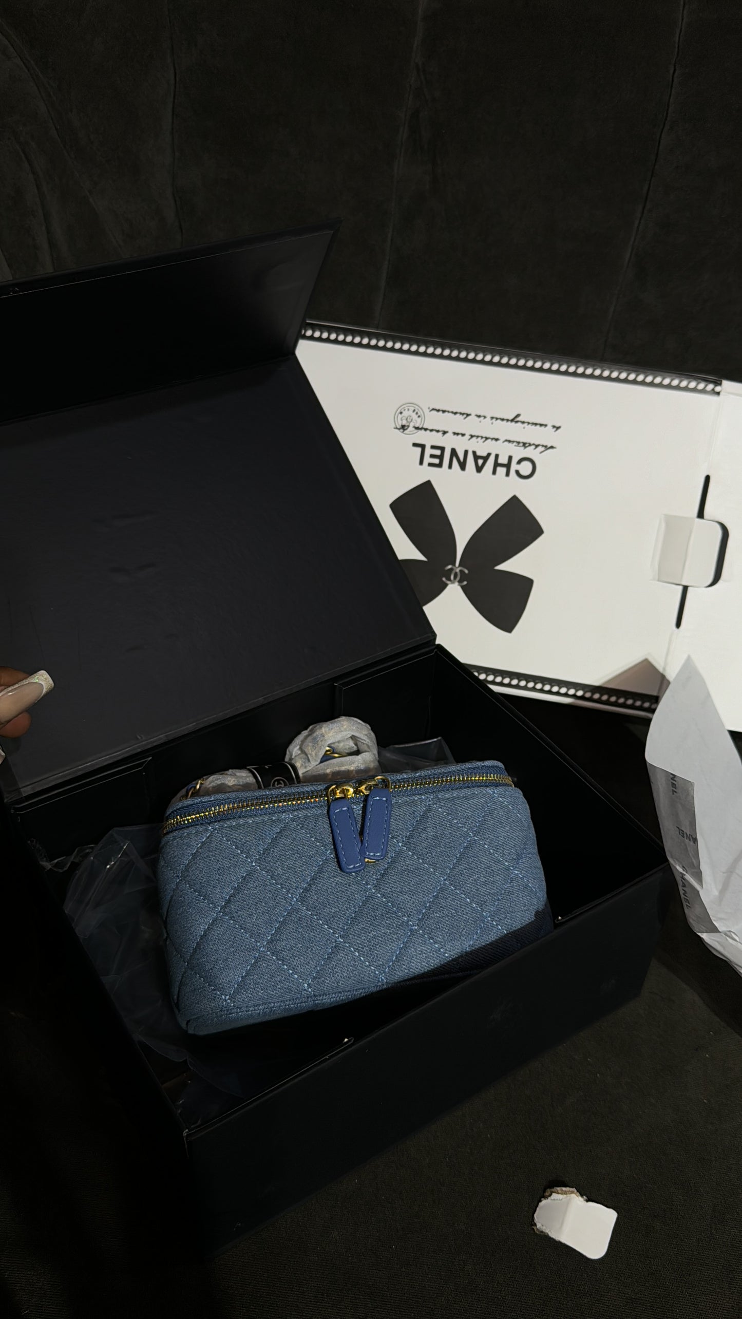 Denim channel bag B136