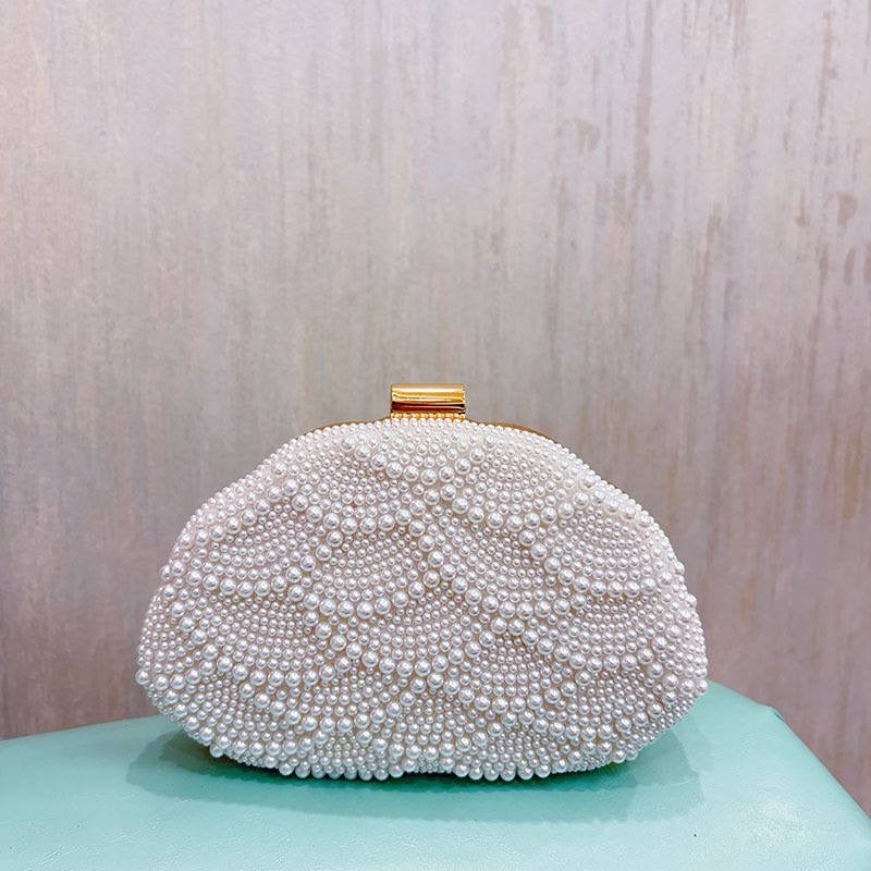 Beaded clutch B389