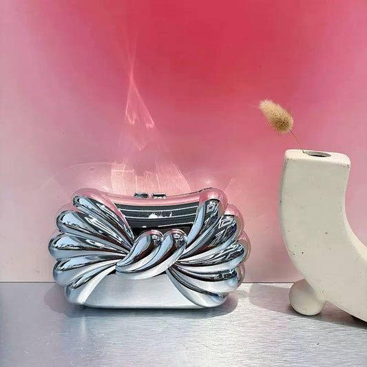 Glossy clutch B382