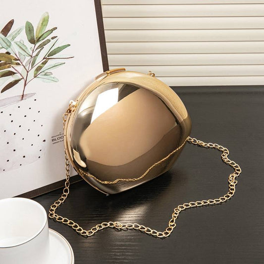 Reflecting clutch B370