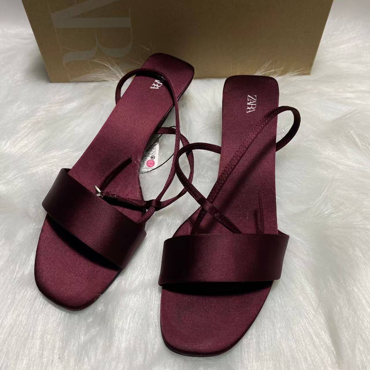 Heel H0518