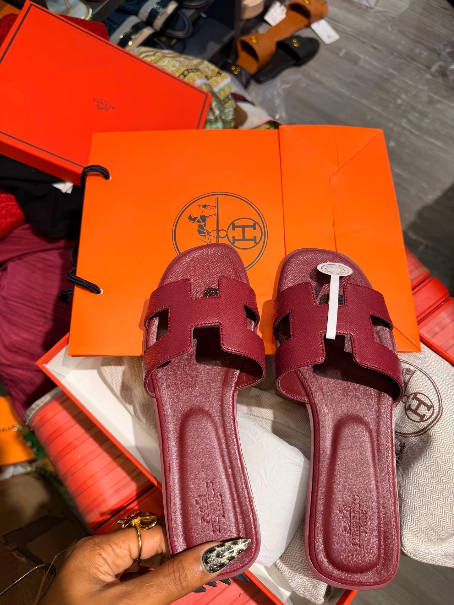 Hermes slide SL132