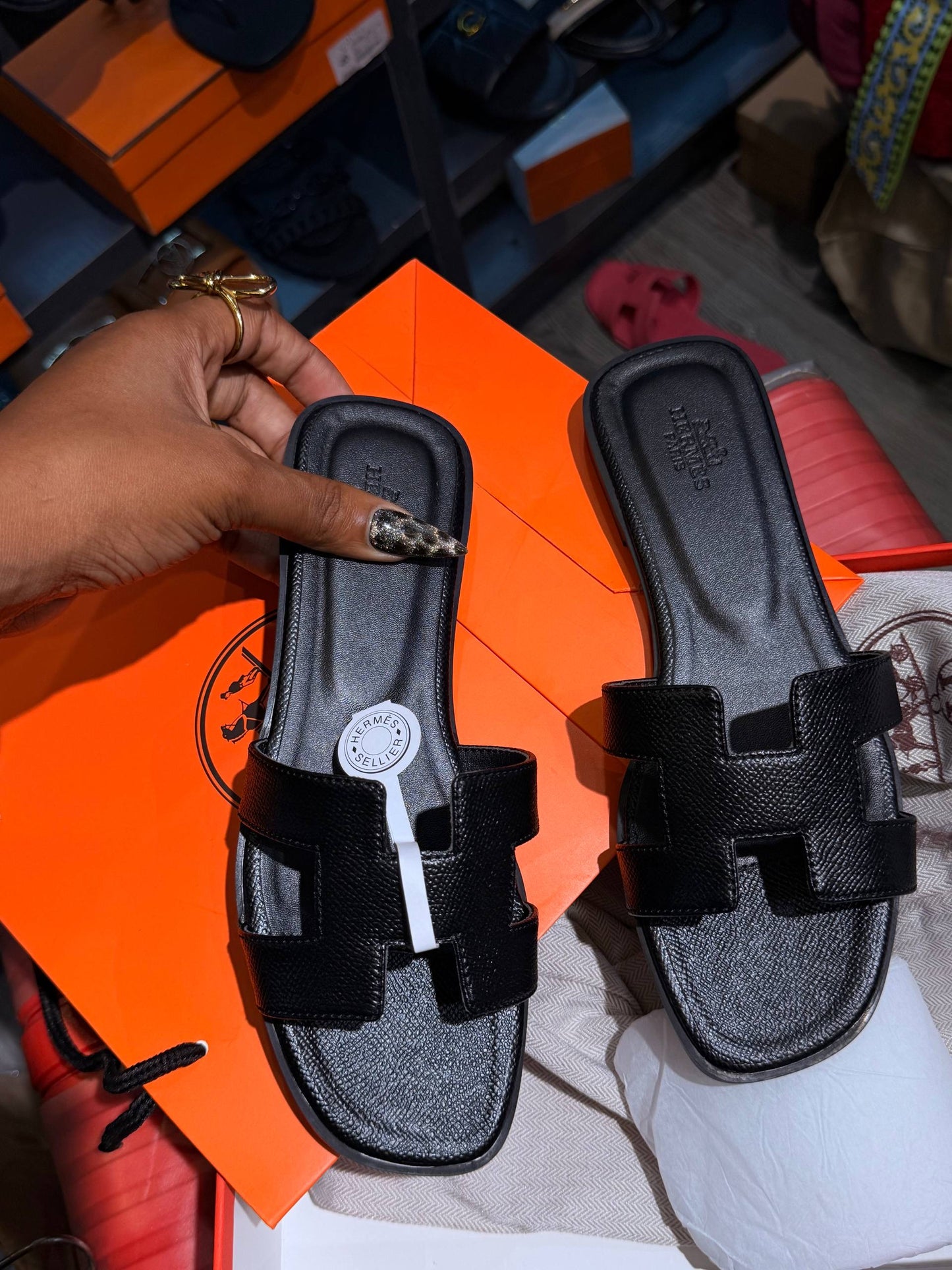 Hermes slide SL132