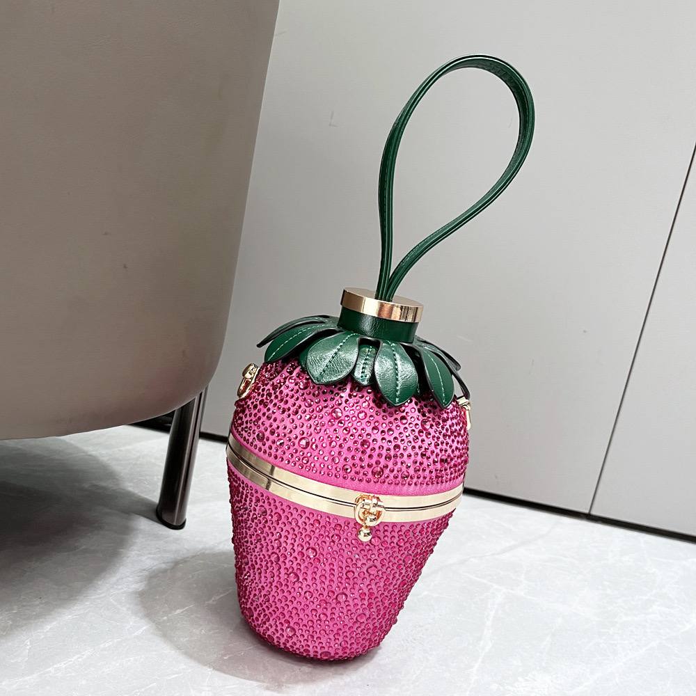 Strawberry bag B284